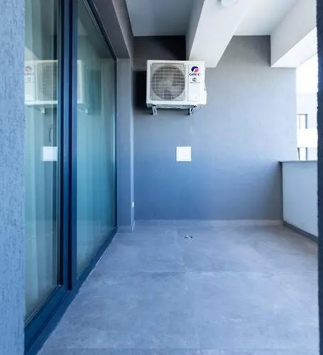 アパート Elegant 2 Bedroom Retreat