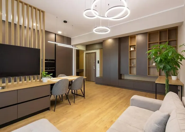 Elegant 2 Bedroom Retreat *